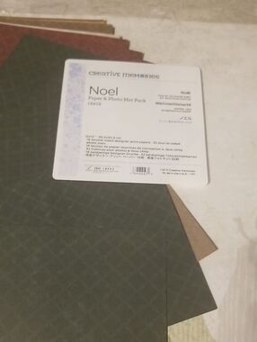 Creative Memories Noel Paper & Photo Mat Pack